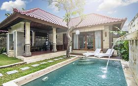 Bali Prime Villas Kerobokan Exterior photo