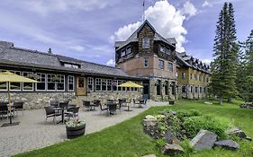 Deer Lodge Lake Louise Exterior photo