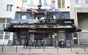 Peace & Love Hostel Paris Exterior photo