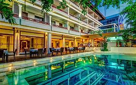 Maharani Beach Hotel Bali Exterior photo