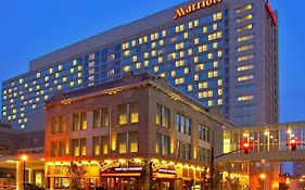 Louisville Marriott Downtown Exterior photo