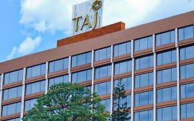 Taj Mg Road Bengaluru Hotell Exterior photo