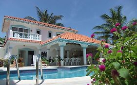 Brisas Doradas Bed and Breakfast Cabarete Exterior photo