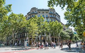 Safestay Barcelona Passeig De Gracia (Adults Only) Exterior photo