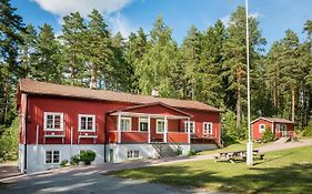 First Camp Bredsand-Enköping Hotell Exterior photo