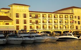 Delamar Greenwich Harbor Hotell Exterior photo