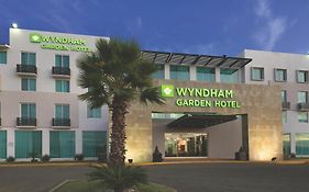 Wyndham Garden Silao Bajio Aeropuerto Hotell Exterior photo