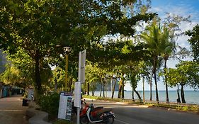 Irest Ao Nang Seafront Vandrarhem Exterior photo