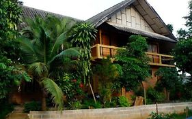 Akha River House Villa Chiang Rai Exterior photo