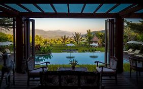 Sanak Retreat Bali Hotell Munduk Exterior photo