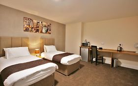 New County Hotel & Serviced Apartments By Roomsbooked Gloucester Room photo