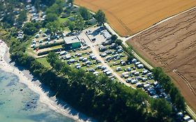 Knaus Camping- Und Ferienhauspark Rugen Altenkirchen  Exterior photo