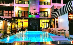 Beach Gallery House Hotell Jomtien Beach Exterior photo