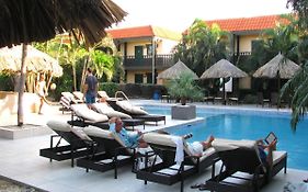 Perle D'Or Aruba Hotell Palm Beach Exterior photo