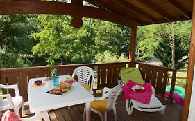 Camping Le Malazeou Wellness Sport Camping Hotell Ax-les-Thermes Exterior photo
