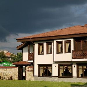 Vezrozhdenski Complex Chardake Sopot Hotell Exterior photo