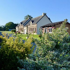 Clos Margottieres Hotell Le Val-Saint-Père Exterior photo