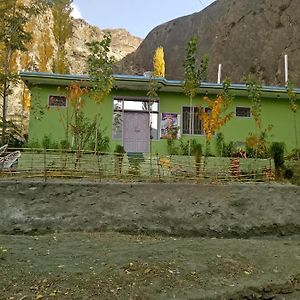 Manokur E Bassa Hotell Karimabad  Exterior photo