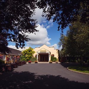 Hamlet Court Hotel Johnstown Bridge Exterior photo