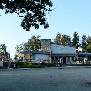 Berghaus Knopfmacher Hotell Fridingen an der Donau Exterior photo