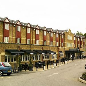 Village Maidstone - Hotel & Leisure Club Exterior photo