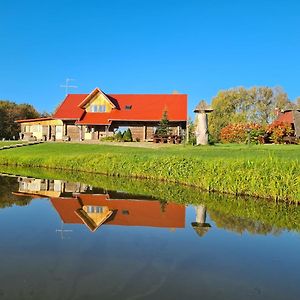 Kunci Hotell Priekuļi Exterior photo