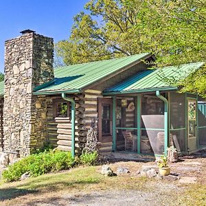 Rustic-Yet-Cozy Cabin With Patio, 12 Mi To Asheville Arden Exterior photo