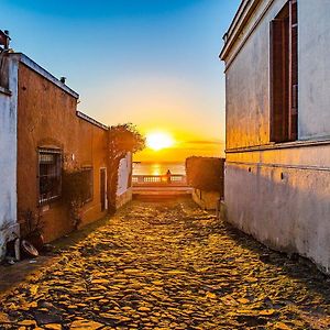 Hotel Perla Del Plata Colonia del Sacramento Exterior photo