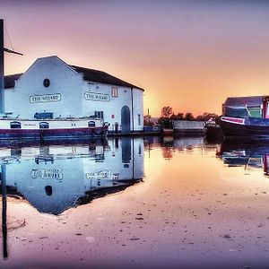 The Wharf Stourport Hotell Exterior photo