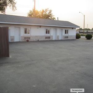 Montana Inn Near Little Big Horn Battlefield-Pompey Piller-Colstrip Forsyth Exterior photo