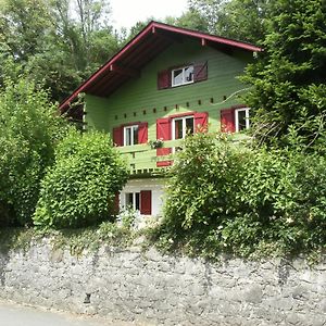 Green Bike Pyrenees Bed and Breakfast Louvie Juzon Exterior photo