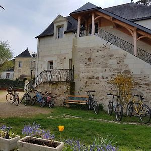 Maison De Vacances La Haute Cormerie Villa Le Thoureil Exterior photo