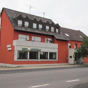 "Unter Den Kastanien" Hotell Speicher Exterior photo