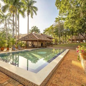 La Casa Del Mago Bed and Breakfast Uxmal Exterior photo