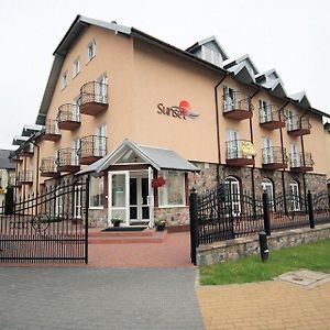 Sunset Bed and Breakfast Karwia Exterior photo