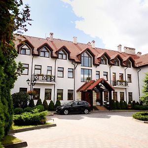 Zoloto Karpat Hotell Stryj Exterior photo