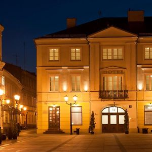 Kamienica Szefferow 1848 R. Aparthotel Piotrków Trybunalski Exterior photo