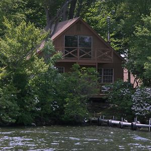 Cabin Deck House - Formidable Cabin In Laurel Island Villa East Hampton Exterior photo