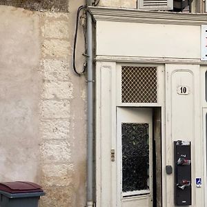 Le Pilori - Centre Historique, En Face Du Musee Du Pilori, A 2Mn A Pied De L'Hyper Centre Et Proche Toutes Commodites, Wifi-Netflix Lägenhet Niort Exterior photo