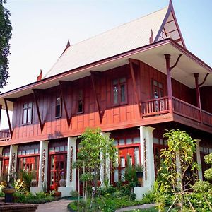 Baan Lhang Wangh บ้านหลังวัง Phitsanulok Exterior photo