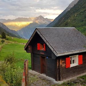 Gaestehaus Alpengluehn Hotell Meien Exterior photo