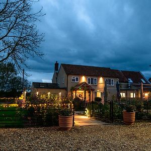 The Three Horseshoes Bed and Breakfast Briston Exterior photo