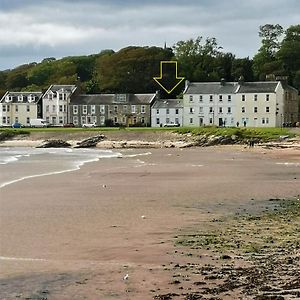 Beside The Bay Lägenhet Millport Exterior photo