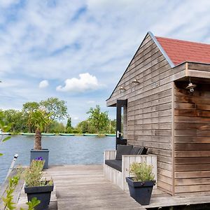 Aangenaam Op De Rijn, Woonboot, Inclusief Prive Sauna Hotell Alphen aan den Rijn Exterior photo