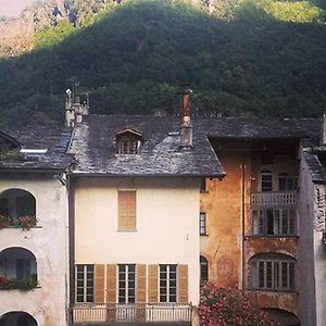 La Loggia Lägenhet Chiavenna Exterior photo