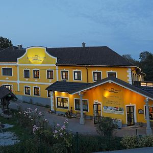 Perbersdorfer Heuriger Hotell Neuhofen an der Ybbs Exterior photo