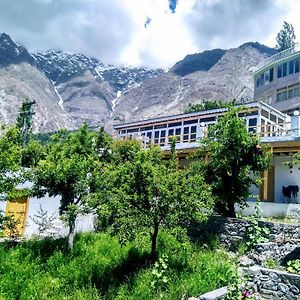 Tourist Cottage Hunza Karimabad  Exterior photo