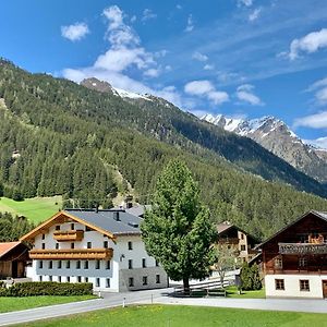 Apart Kirschner Lägenhet Sankt Leonhard im Pitztal Exterior photo