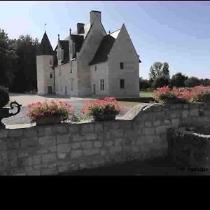 Manoir De Chandoiseau Bed and Breakfast Les-Trois-Moutiers Exterior photo