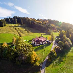 Gaestehaus Schlegel Hotell Gunzesried Exterior photo